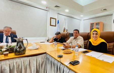 نورة صباح عدوي تستلم عضويتها بالمجلس المحلي طرعان